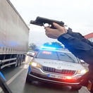 Policajný zásah proti opitému vodičovi
