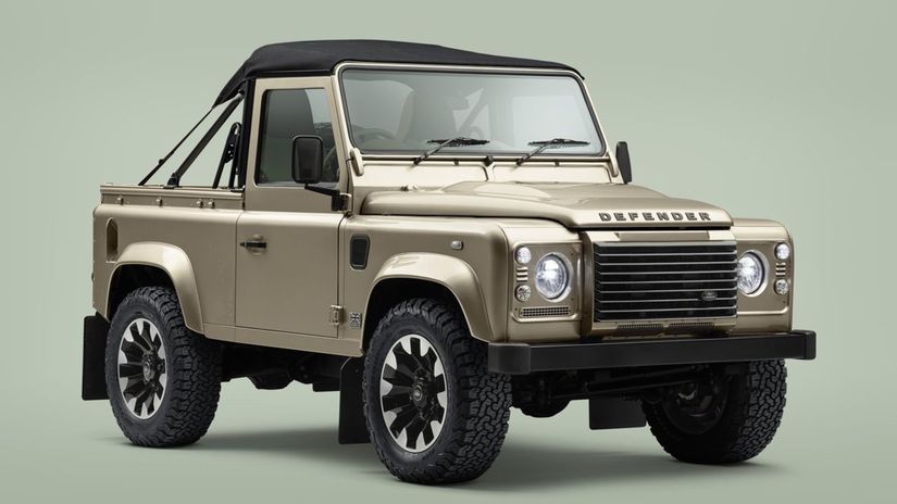 Land Rover Defender Classic V8 Soft Top - 2025