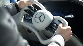 Mercedes-Benz - riadenie steer-by-wire 2025