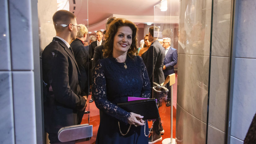Gala Anna Netrebko,  Jolana Fogašová