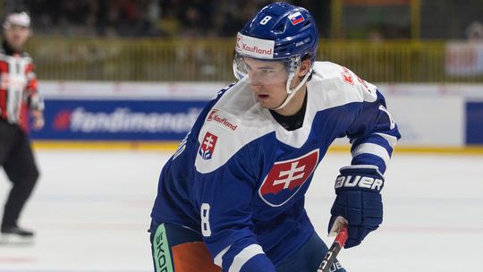 Zarobí trištvrte milióna dolárov. Chromiak zostáva v Los Angeles Kings