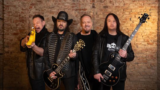 Kapela Lucie má dve nové skladby, v klipe si zahrali aj deti členov skupiny