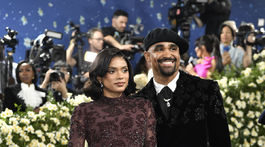 Bry Burrows a Jalen Hurts spoločne na akcii MET Gala. 