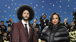 Hráč NFL Colin Kaepernick a jeho partnerka Nessa Diab.