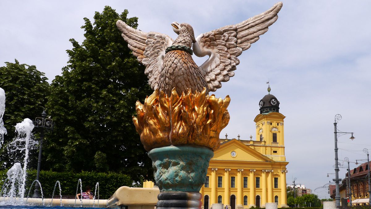 Debrecín, Maďarsko, Fénix