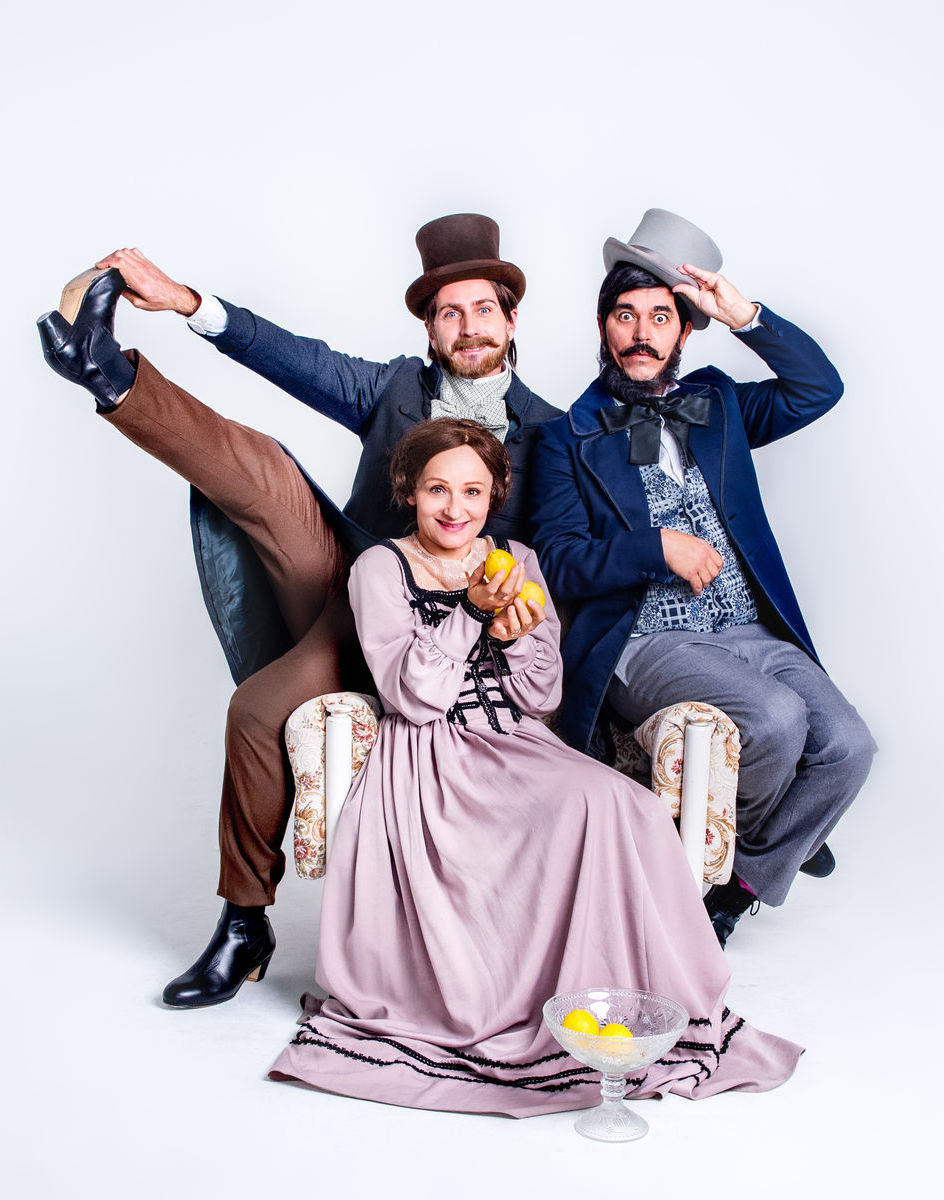 V hre o ci(tróny) so Štefanom Martinovičom a...