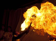 Hltač ohňov / Fire eater / 
