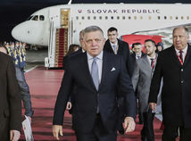 Fico dorazil do Moskvy, pre zákaz tam musel letieť inou trasou. Stretne sa s Putinom i Siim