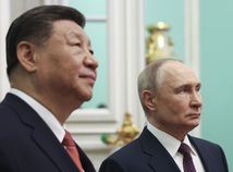Fico dorazil do Moskvy, pre zákaz tam musel letieť inou trasou. Stretne sa s Putinom i Siim