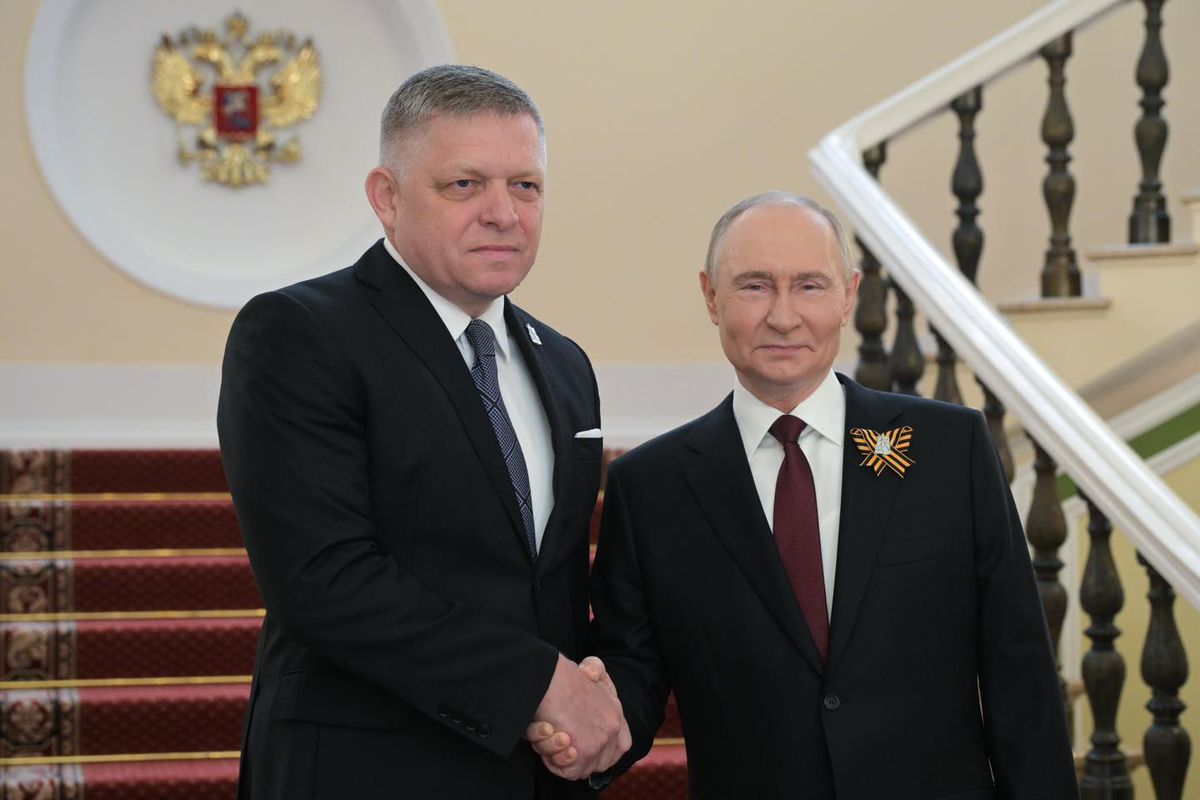 Premiér SR Robert Fico a ruský prezident...