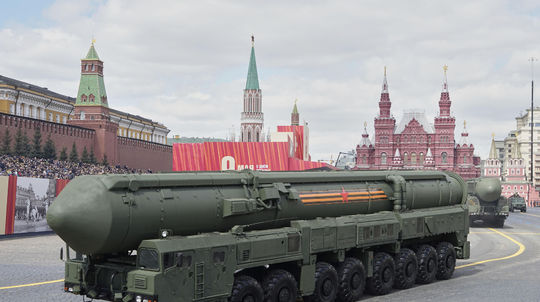 Na snímke ruská balistická raketa počas...