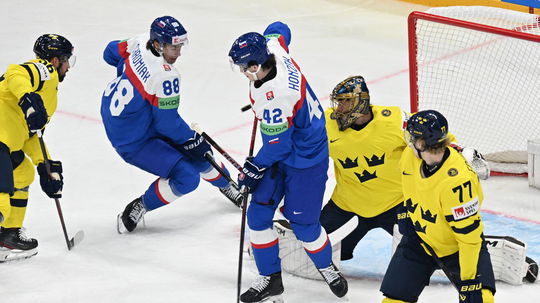 Parádny vstup do zápasu a potom horor. Pozrite si momenty zo zápasu Slovensko - Švédsko