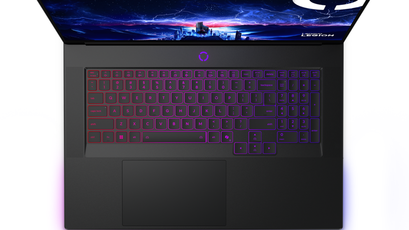 05 Lenovo Legion 9i Eclipse Black Hero Top