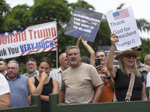 JAR USA Trump Azyl Odlet