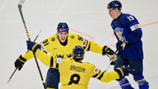 Severské derby bez prekvapenia. Domáči Švédi si poradili s Fínmi a sú naďalej stopercentní