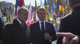 tusk, macron