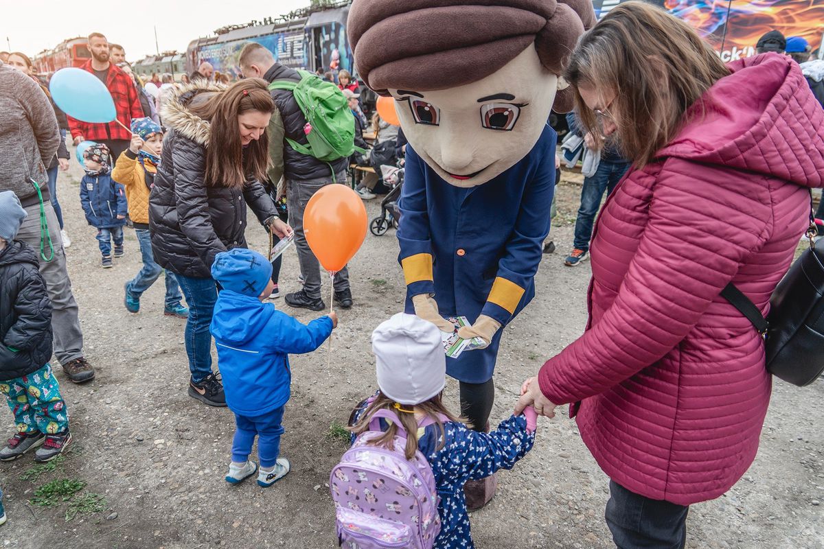 Vlakova patrola ZSSK na Rusnoparade 2025 1