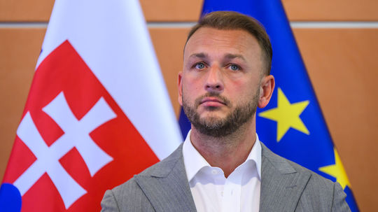 Šutaj Eštok: Brániť zvrchovanosť Slovenska je našou povinnosťou