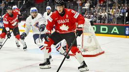 01. Nathan MacKinnon