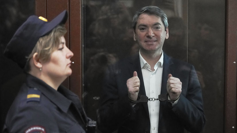 Grigorij Melkoňjanc, Golos, Rusko