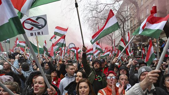 Orbán obvinil Ukrajinu, že chce narušiť maďarské konzultácie ohľadom jej vstupu do EÚ