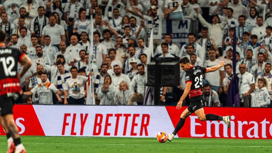 Hviezdy Realu Madrid len v roli štatistov! Valjent utíšil Santiago Bernabeu nádhernou strelou