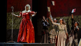 Mária Štúrová, Albert Herring