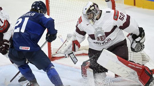 Dráma v "slovenskej" skupine. Fíni sa poriadne vytrápili, Lotyšské nádeje držal brankár Gudlevskis 