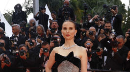 Natalie Portman v kreácii Christian Dior Haute Couture 