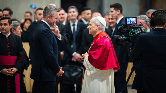 Pellegrini sa stretol s novým pápežom. Lev XIV. dúfa, že niekedy ešte zavíta na Slovensko