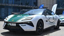Lotus Emeya - dubajská polícia 2025