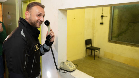 Ministerstvo vnútra nakúpilo nábytok za takmer pol milióna eur. Žiaden luxusný tovar, ušetríme, odkazuje rezort