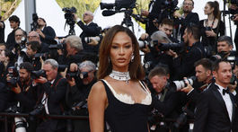 Topmodelka Joan Smalls.