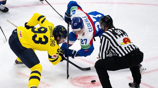 Országh by mal pokračovať, záleží to aj od Šatana. Príjemne ma prekvapil hráč z extraligy, vraví majster sveta