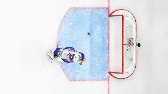 A stálo vám to za to, bratia Slováci? Česi si kopli do našej reprezentácie, spomínajú Huliaka, naložili hráčom z KHL