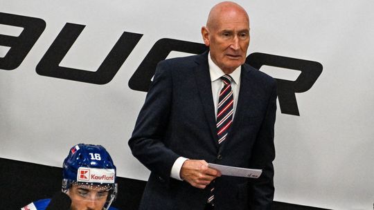 Vážne obavy o Ramsayho. Opäť ho hospitalizovali v nemocnici, má ťažko poškodené pľúca