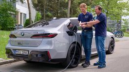 BMW i7 - prototyp s batériami solid-state 2025