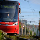 Električka z Petržalky do Rače
