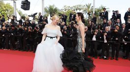 Herečky Elle Fanning (vľavo) a Renate Reinsve.