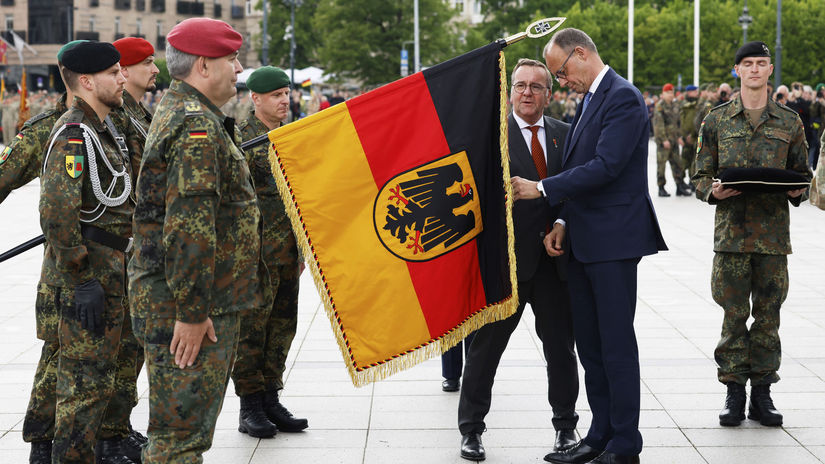 Nemecký spolkový kancelár Friedrich Merz a...