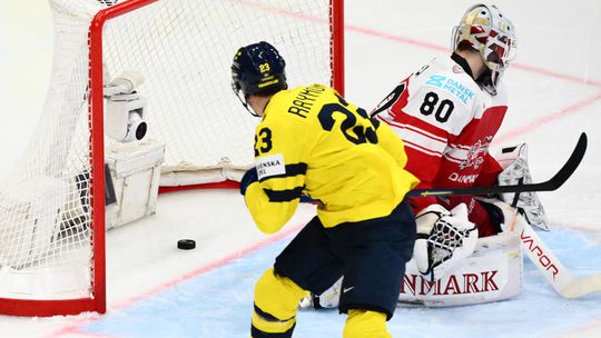 Sympatickí Dáni si na kov nesiahli. Švédi ich v súboji o 3. miesto rozobrali