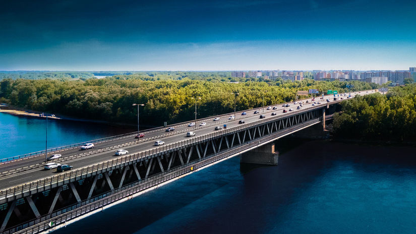 Bratislava - prístavný most