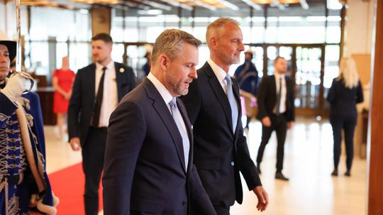 Pellegrini kritizuje Fica: Zmena ústavy je len zástupnou témou, ktorá zahlcuje