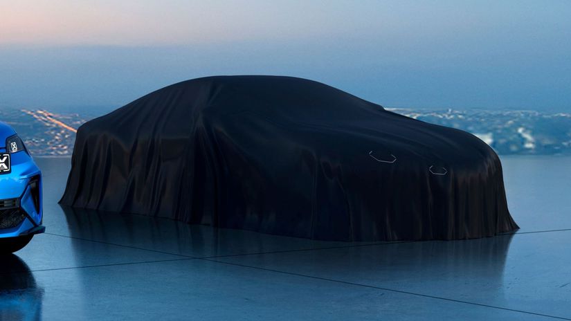 Alpine A110 - protytyp pod plachtou 2025