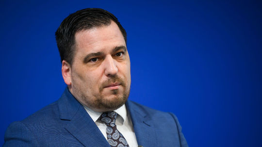 Vedúci delegácie z Bruselu Zdechovský dostal po misii na Slovensku vyhrážky smrťou. Vyjadril sa aj k zastaveniu eurofondov