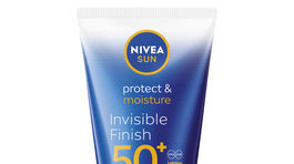 Mlieko na opalovanie Protect   Moisture Invisible Finish SPF 50   150 ml  21 59 EUR
