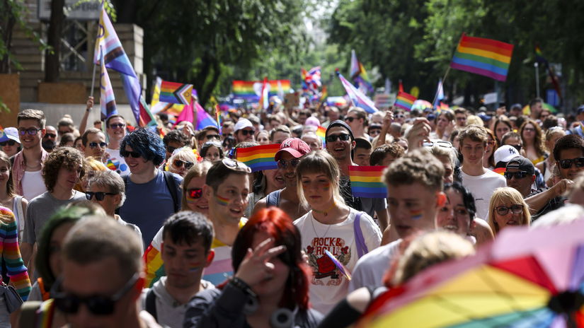pride dúhový budapešť pochod