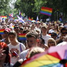 pride dúhový budapešť pochod