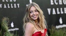 Herečka Sydney Sweeney prišla na premiéru v...