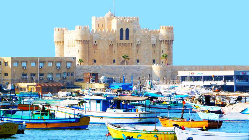 Alexandria, Egypt, hrad, lode, člny, more,...